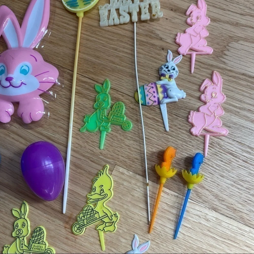 Vintage Easter Cake Decorations Pop Tops Bunny